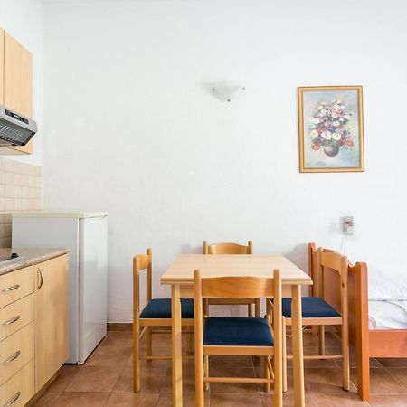 Apartments By The Sea Baska Voda, Makarska - 300 מראה חיצוני תמונה