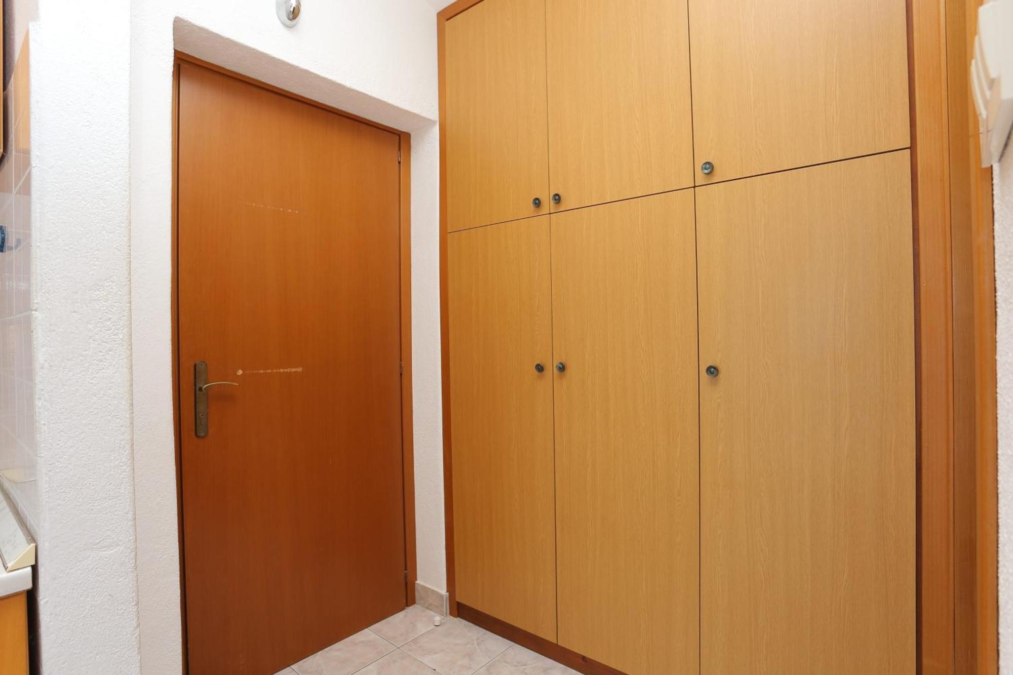 Apartments By The Sea Baska Voda, Makarska - 300 מראה חיצוני תמונה
