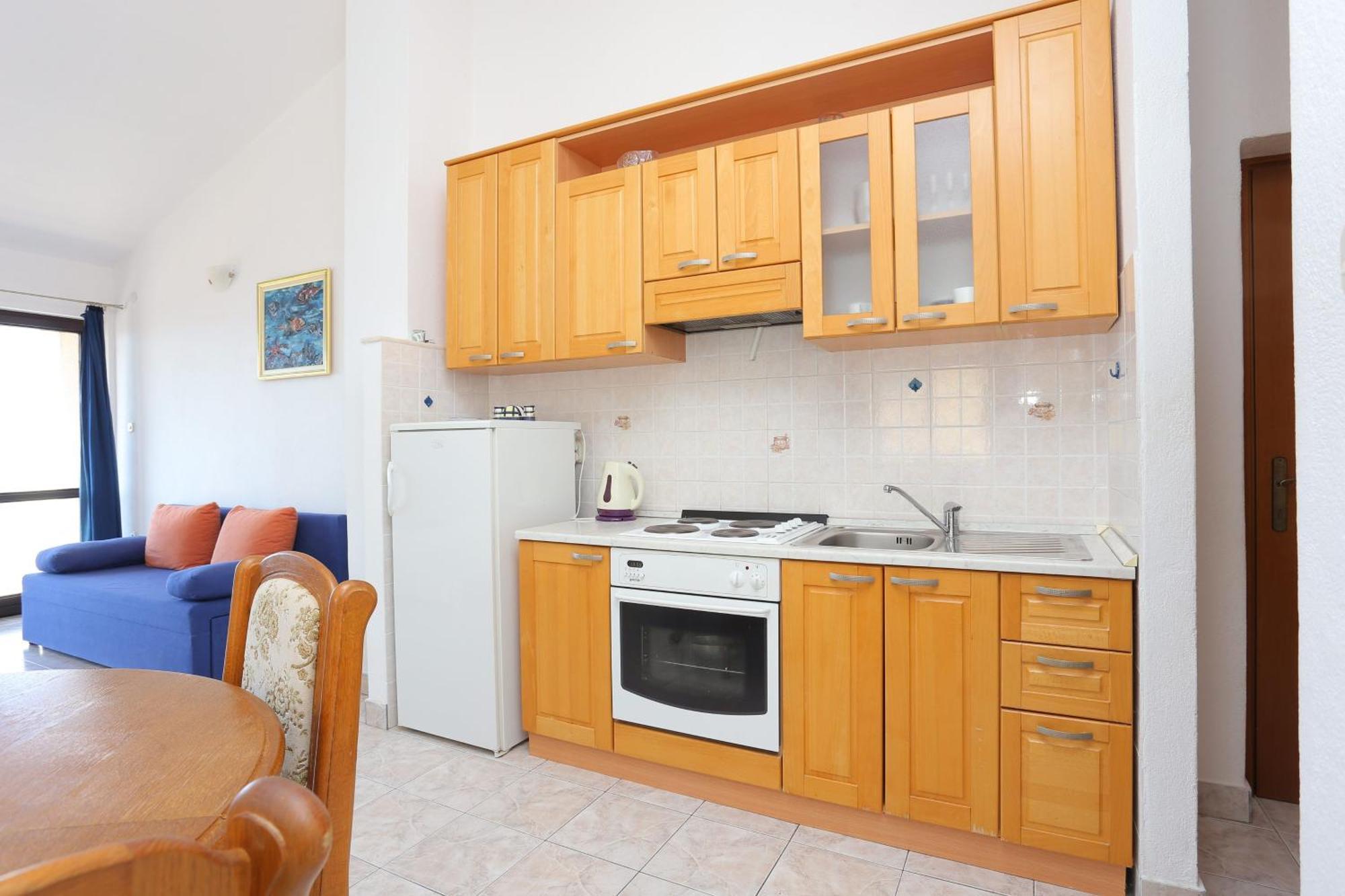 Apartments By The Sea Baska Voda, Makarska - 300 חדר תמונה