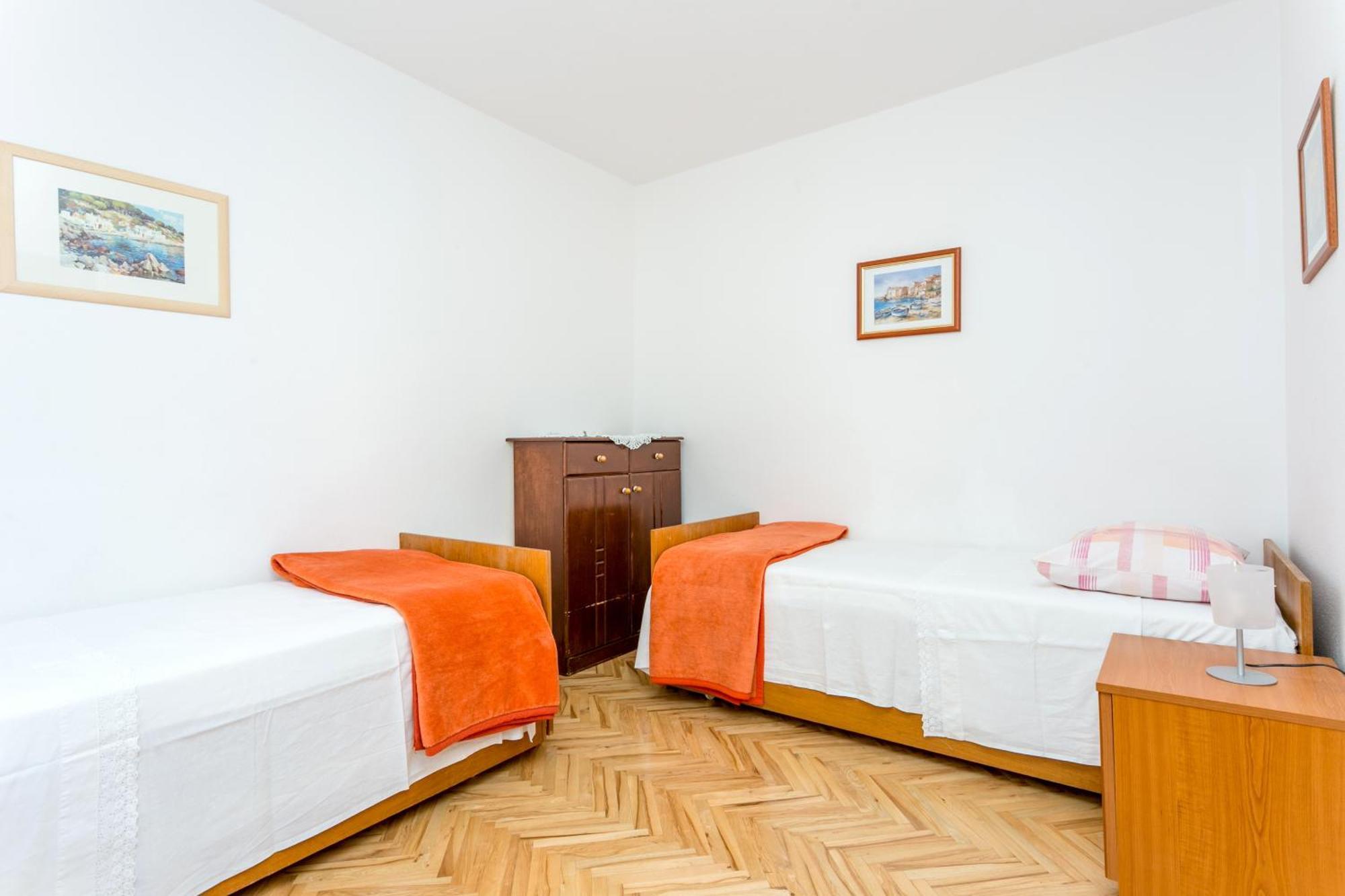 Apartments By The Sea Baska Voda, Makarska - 300 מראה חיצוני תמונה