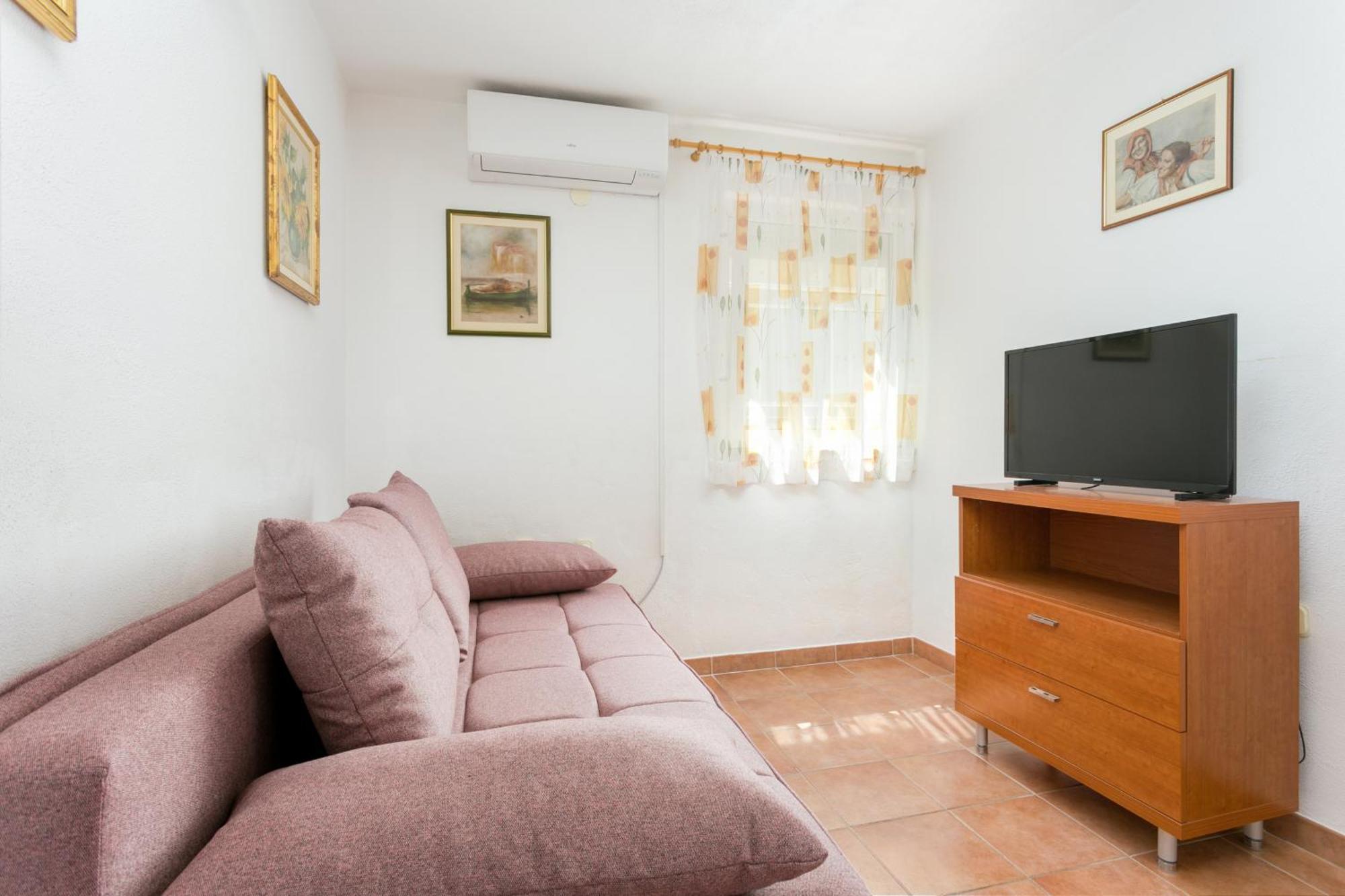 Apartments By The Sea Baska Voda, Makarska - 300 חדר תמונה